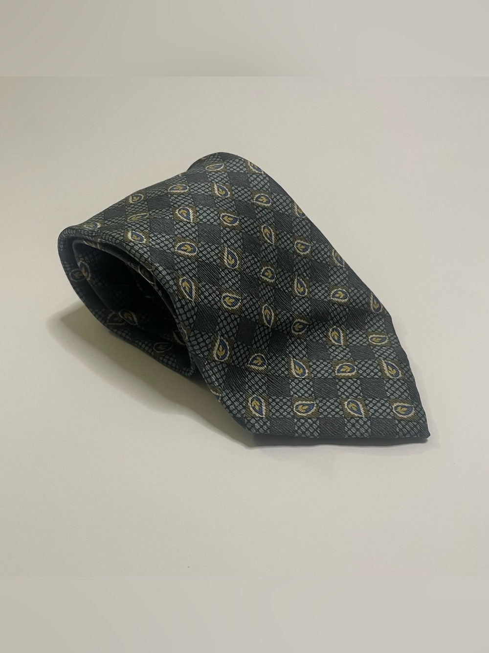Croft & Barrow Checkered Paisley Silk Tie